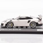 Porsche 911 991.2 GT2 RS Valge Minichamps 1:43