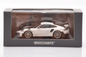 Porsche 911 991.2 GT2 RS Valge Minichamps 1:43 CA04318004 Metall - pilt 4/4