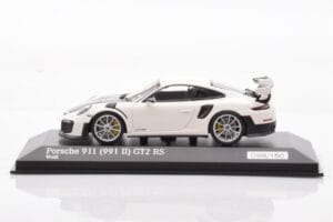 Porsche 911 991.2 GT2 RS Valge Minichamps 1:43
