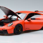 Porsche 911 992 GT3 Oranž Norev 1:18 187300 Metall - image 2 of 7