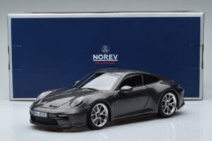 Porsche 911 992 GT3 Touring Package Hall Norev 1:18 187305 Metall - pilt 7/7