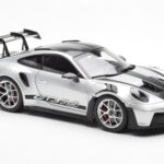 Porsche 911 992 GT3 Weissach Pack GT Hõbedane Metallic Norev 1:18 - image 6 of 8
