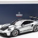 Porsche 911 992 GT3 Weissach Pack GT Hõbedane Metallic Norev 1:18 - image 8 of 8