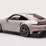 Porsche 911 992 Turbo S Crayon Hall GT Spirit 1:18 - image 5 of 6