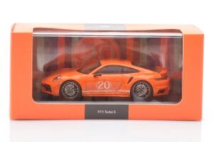 Porsche 911 992 Turbo S Gulf Oranž Minichamps 1:43 WAP0209060N002 Metall - pilt 4/4
