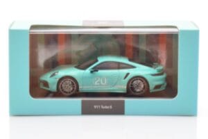 Porsche 911 992 Turbo S Mint Roheline Minichamps 1:43 WAP0209070N003 Metall - pilt 4/4