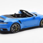 Porsche 911 992 Turbo S Shark Sinine GT Spirit 1:18 - image 2 of 6
