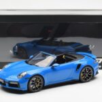 Porsche 911 992 Turbo S Shark Sinine GT Spirit 1:18 - image 6 of 6