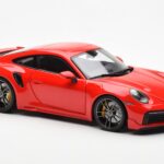 Porsche 911 992 Turbo S Sport Design Punane Minichamps 1:18 - image 6 of 8