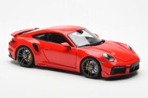 Porsche 911 992 Turbo S Sport Design Punane Minichamps 1:18 113069078 Metall - pilt 6/8
