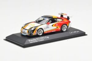 Porsche 911 996 GT3 Cup #10 G. Horion Porsche Supercup 2006 Minichamps 1:43 400066410 Metall - pilt 2/4