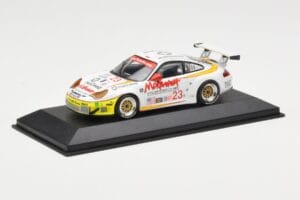 Porsche 911 996 GT3 RS McKenna #23 T. Bernhard / J. Bergmeister / M. Maassen 12 Hours of Sebring 2004 Minichamps 1:43 4000464 - pilt 2/4