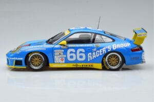 Porsche 911 996 GT3 R #6 24 Hours of Daytona GT Class Winner 2002 AUTOart 1:18 80273 Metall - pilt 4/7