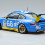 Porsche 911 996 GT3 R #6 24 Hours of Daytona GT Class Winner 2002 AUTOart 1:18 - image 6 of 7