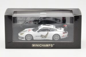 Porsche 911 996 GT3 RS Recaro Minichamps 1:43 403016903 Metall - pilt 4/4