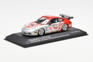 Porsche 911 996 GT3 RSR Flying Lizard #74 M. Rockenfeller / D. Cunningham / S. Neiman / J. Pechnik / J. Van Overbeek Rolex 24 - pilt 2/4