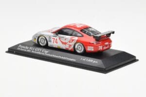 Porsche 911 996 GT3 RSR Flying Lizard #74 M. Rockenfeller / D. Cunningham / S. Neiman / J. Pechnik / J. Van Overbeek Rolex 24 - pilt 3/4