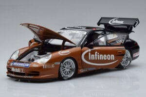 Porsche 911 996 GT3 R #2 S. Miau Carrera Cup Asia 2004 AUTOart 1:18 80488 Metall - pilt 2/7