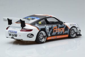 Porsche 911 997 GT3 Cup #33 M. Marsh Carrera Cup Asia 2006 AUTOart 1:18 80782 Metall - pilt 3/7