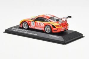 Porsche 911 997 GT3 R ITAS #18 De Lorenzi / Bonetti / Caccia / Bontempelli 24 Hours of Spa 2011 Minichamps 1:43 400118918 Met - pilt 3/4