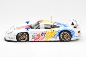 Porsche 911 GT1 #1 A. McNish / R. Sullivan / U. Alzen Rohr Motorsport Daytona 24 Hours 1998 UT Models 1:18 39611 Metall - pilt 3/6