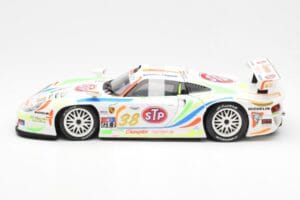 Porsche 911 GT1 #38 T. Boutsen / M. Kelleners 24 Hours of Le Mans 1998 UT Models 1:18 39817 Metall - pilt 3/6