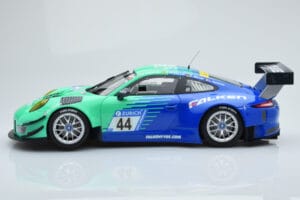 Porsche 911 GT3 R Falken Motorsports #44 M. Ragginger / J. Bergmeister / M. Werner / L. Vanthoor 24 Hours of Nurburgring 2017 - pilt 3/6