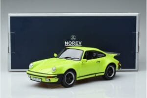 Porsche 911 930 Turbo 3.0 Heleroheline Norev 1:18 187666 Metall - pilt 7/7