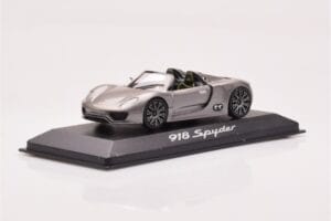 Porsche 918 Spyder Hall Metallik Minichamps 1:43 WAP0201910B Metall - pilt 2/4