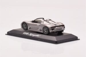 Porsche 918 Spyder Hall Metallik Minichamps 1:43 WAP0201910B Metall - pilt 3/4