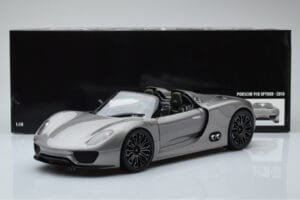 Porsche 918 Spyder Prototüüp Hall Metallic Minichamps 1:18 110060030 Metall - pilt 7/7