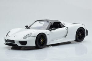 Porsche 918 Spyder Weissach Package Valge Mustade Velgedega Minichamps 1:18 113062443 Metall - pilt 4/9