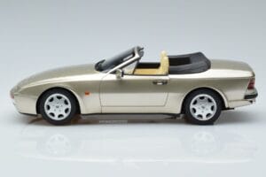 Porsche 944 S2 Kabriolett GT Spirit 1:18 GT002CS Vaik - pilt 3/6