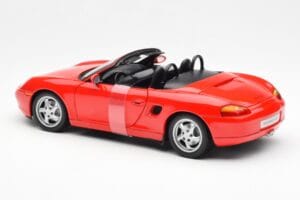 Porsche Boxster 986 Punane UT Models 1:18 180065830 Metall - pilt 5/6