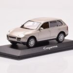 Porsche Cayenne 9PA Beež Minichamps 1:43 - image 2 of 4