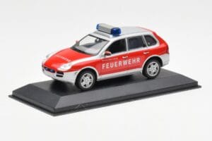 Porsche Cayenne S Feuerwehr Minichamps 1:43 WAPC02060116 Metall - pilt 2/4