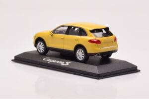 Porsche Cayenne 92A Liivakollane Minichamps 1:43 WAP0200060B Metall - pilt 3/4