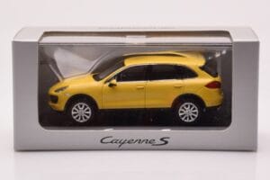 Porsche Cayenne 92A Liivakollane Minichamps 1:43 WAP0200060B Metall - pilt 4/4