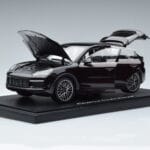 Porsche Cayenne Turbo Coupe Mahagon Norev 1:18 WAP0213190K Metall - image 2 of 8