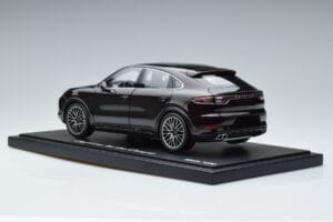 Porsche Cayenne Turbo Coupe Mahagon Norev 1:18 WAP0213190K Metall - pilt 6/8