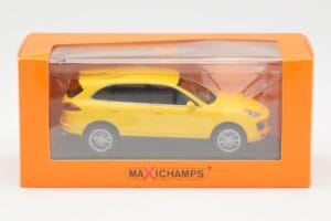 Porsche Cayenne 92A Kollane MaxiChamps 1:43 940063201 Metall - pilt 4/4