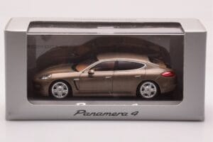 Porsche Panamera 970 4 Beež Metallik Minichamps 1:43 WAP02000319 Metall - pilt 4/4