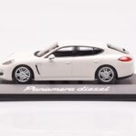 Porsche Panamera 970 Diesel Carrara Valge Minichamps 1:43