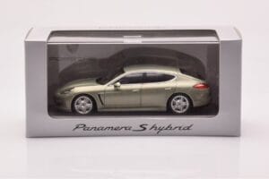 Porsche Panamera 970 S Hybrid Critall Roheline Minichamps 1:43 WAP0205010A Metall - pilt 4/4