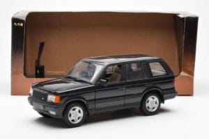 Range Rover P38 4.6 HSE Must Metallik AUTOart 1:18 70017 Metall - pilt 2/9