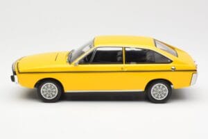 Renault 15 TL Kollane Must Norev 1:18 185351 Metall - pilt 3/6