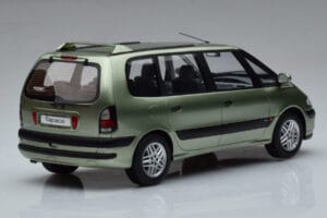 Renault Espace 3 Roheline Otto 1:18 OT430 Vaik - pilt 2/6