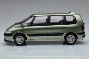 Renault Espace 3 Roheline Otto 1:18 OT430 Vaik - pilt 3/6