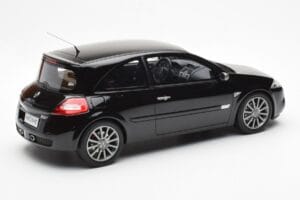 Renault Megane 2 RS Phase 2 Must Otto 1:18 OT1054 Vaik - pilt 2/6