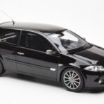Renault Megane 2 RS Phase 2 Must Otto 1:18 - image 4 of 6